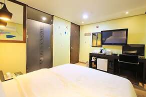 Chakan Hotel
