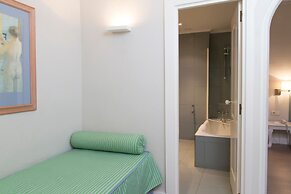 Hotel Niza