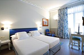 Hotel Niza
