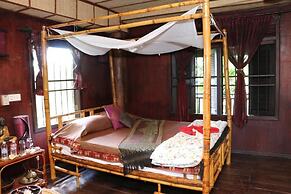 Bong Thom Home Stay