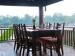 Bong Thom Home Stay