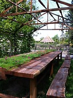 Bong Thom Home Stay