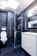Suite Apartments by Livingdowntown