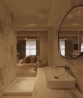Tinas Plus Hotel