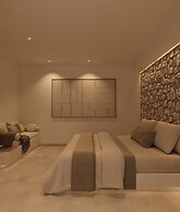 Tinas Plus Hotel