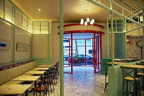 Hotel 7 Taichung