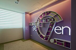 Hotel 7 Taichung