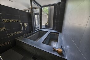 Tai Yi Red Maple Resort