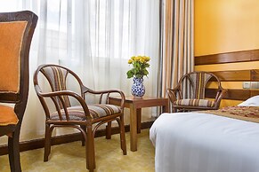 Eastland Hotel
