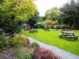 Harewood End Inn