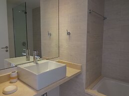 Emerald Apartments