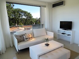 Emerald Apartments