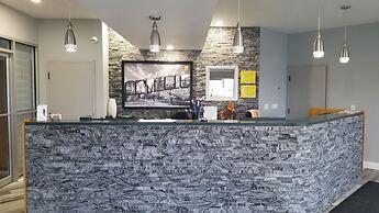 Super 8 by Wyndham Windsor/Dougall