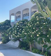 Pals Studios Pefkos