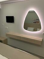 Pals Studios Pefkos