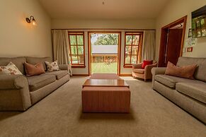 Wanaka Homestead Lodge & Cottages