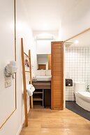 The Botanic Service Room