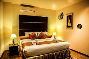 The Monarch Hotel