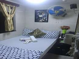 Skylark Hostel