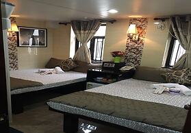 Skylark Hostel