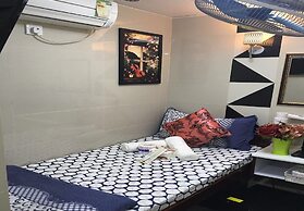 Skylark Hostel