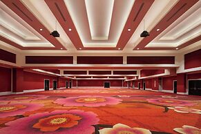 The Davenport Grand, Autograph Collection