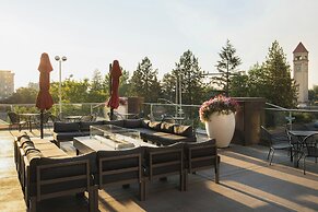 The Davenport Grand, Autograph Collection