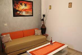 Zimmer Dora Dead Sea