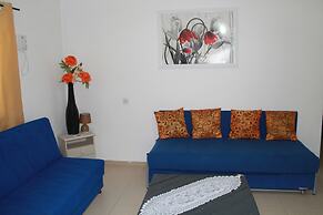 Zimmer Dora Dead Sea