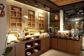 Ivory Hotel Bandung
