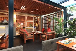 Ivory Hotel Bandung