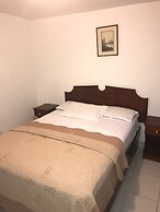 Seven Stars Hotel