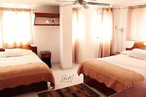 Seven Stars Hotel