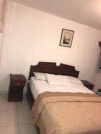 Seven Stars Hotel