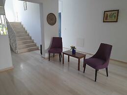 Filoxenia Hotel & Apartments