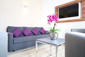 Warsaw Plaza Hotel