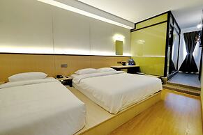 Ming Paragon Hotel