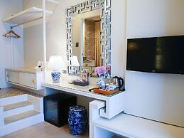 O'nya Phuket Hotel