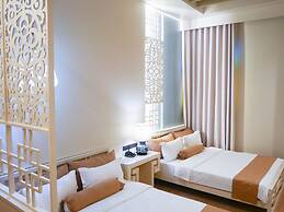 O'nya Phuket Hotel