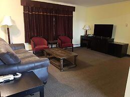 Alpine Inn & Suites