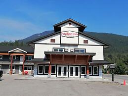Alpine Inn & Suites