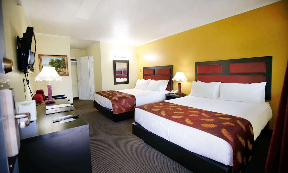 Alpine Inn & Suites