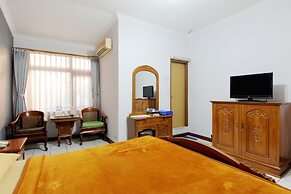 Lingga Hotel