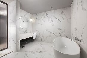 SR Suites Pangyo