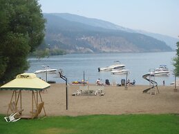 Kokanee Beach Resort Motel