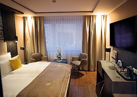 Skyline Hotel