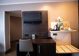Skyline Hotel
