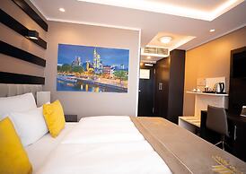 Skyline Hotel