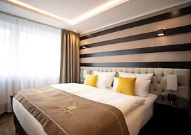 Skyline Hotel