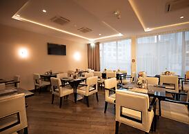 Skyline Hotel